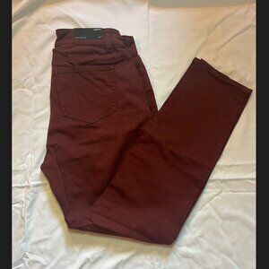 NWT Red Ann Taylor Denim, The Skinny leg Curvy fit, 10 Petite